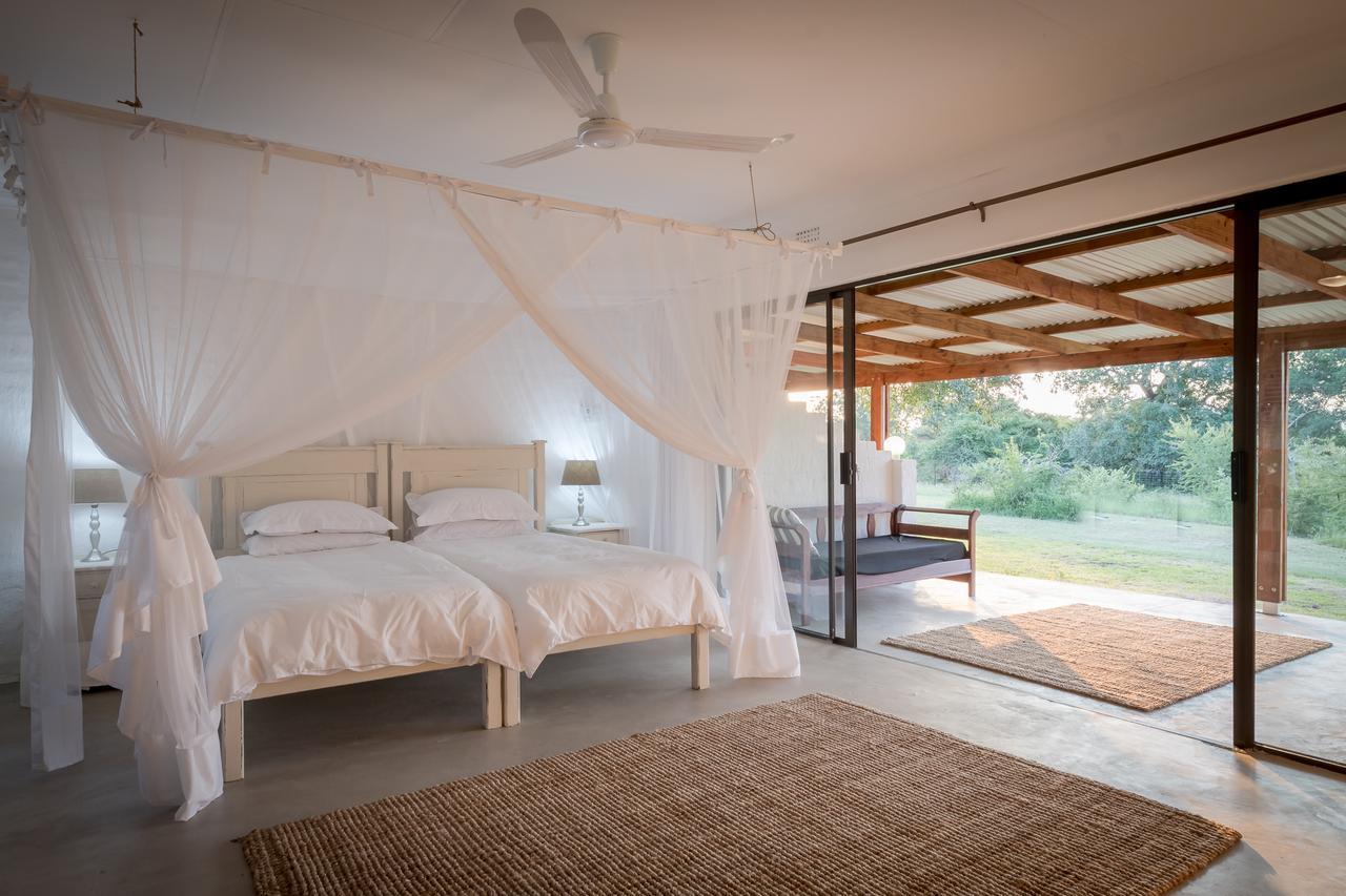 Makuwa Safari Lodge Mbabat Екстер'єр фото
