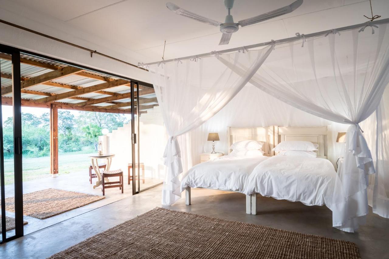 Makuwa Safari Lodge Mbabat Екстер'єр фото